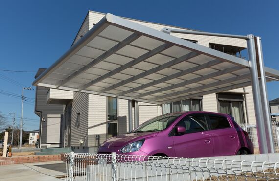 霧島市でエクステリアの工事を請け負う会社はカーポートを施工いたします